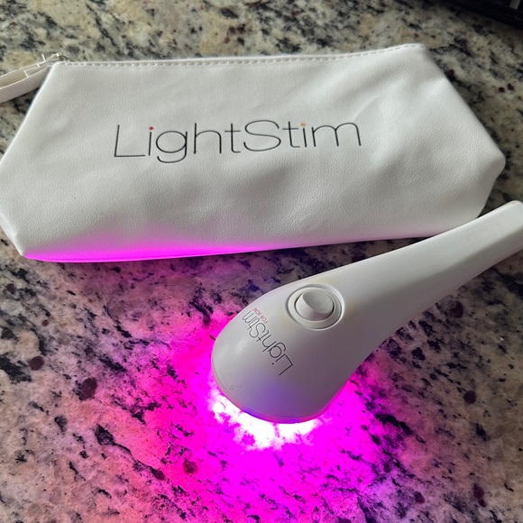 LightStim White Skincare Tool